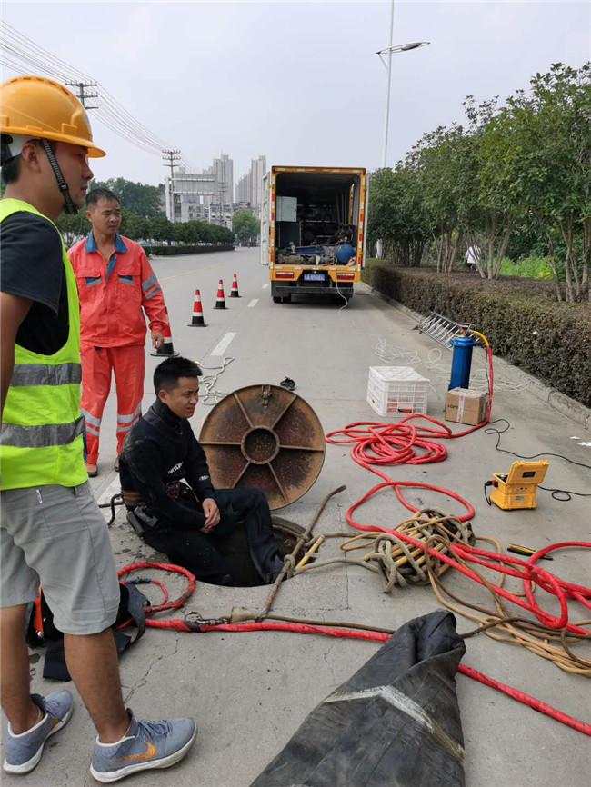 沙雅翻衬法管道修复技术主要工序